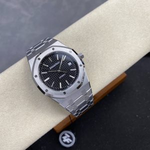 Audemars Piguet Royal Oak 15300ST Black Dial 1:1 Best Replica ZF 39mm