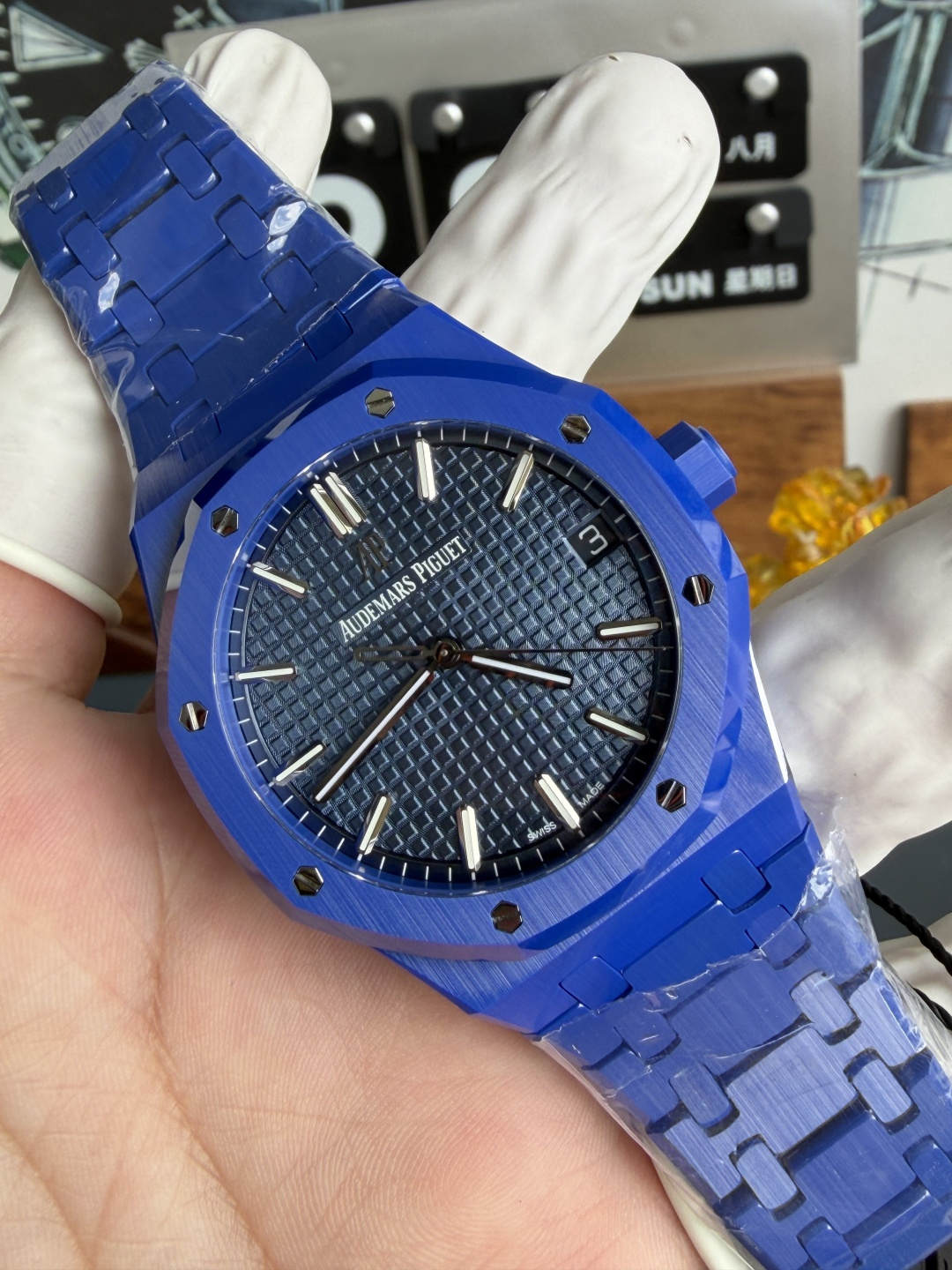 Audemars Piguet Royal Oak 15500 Blue Dial Blue Ceramic 1:1 Best Replica 41mm ZF (Free Sprung) - Image 3