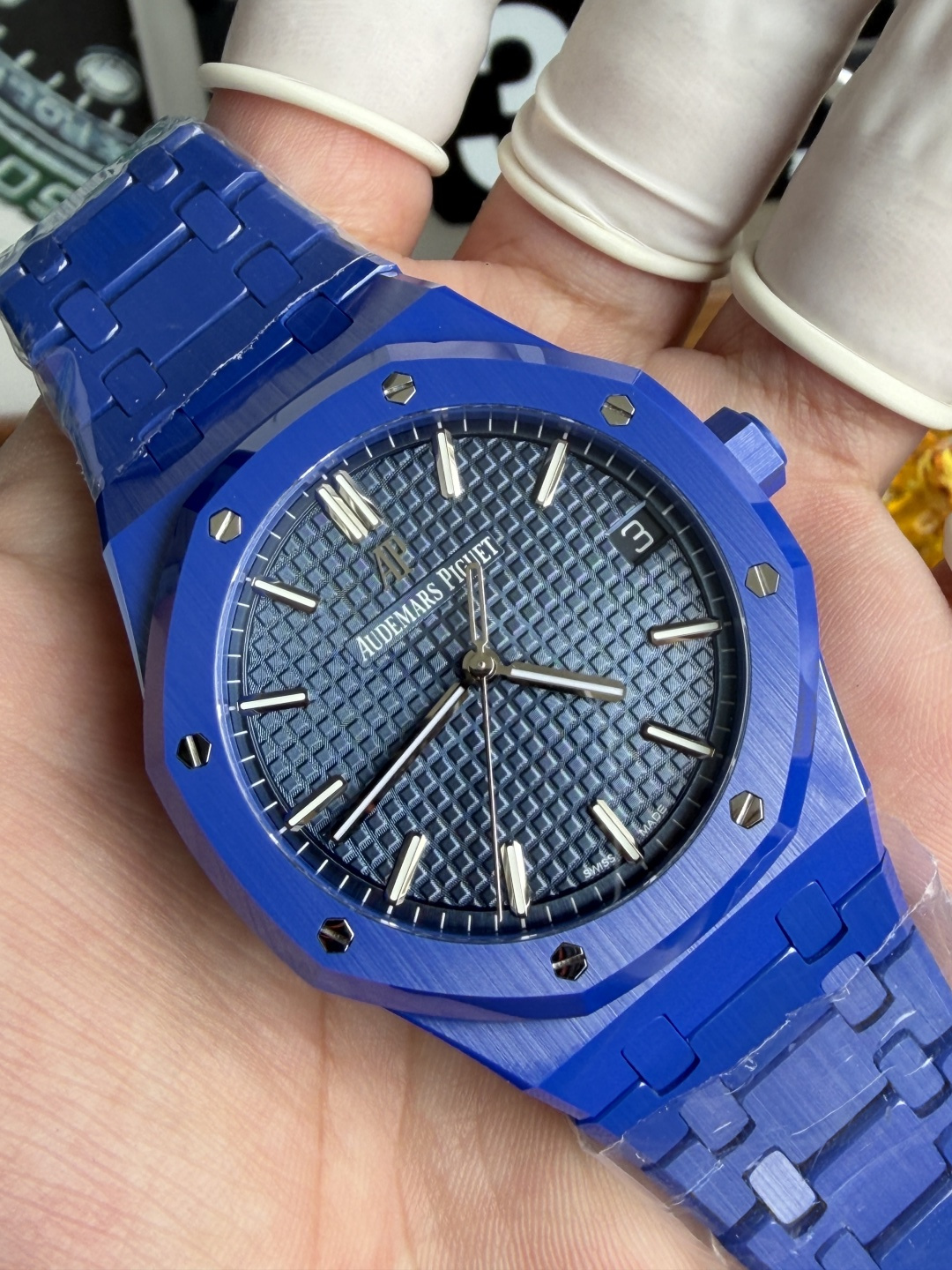 Audemars Piguet Royal Oak 15500 Blue Dial Blue Ceramic 1:1 Best Replica 41mm ZF (Free Sprung) - Image 7
