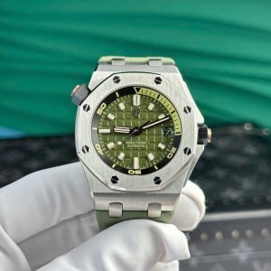 Đồng Hồ Audemars Piguet Royal Oak Offshore Diver 15720ST Mặt Xanh Khaki Rep 1:1 APSF 42mm