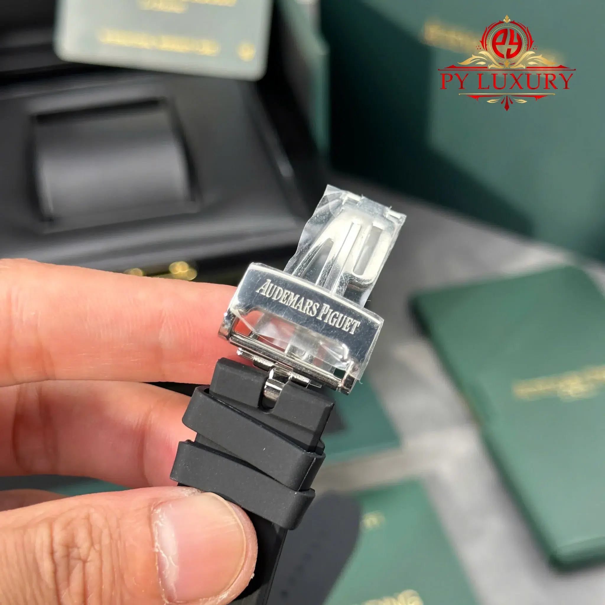 Audemars Piguet Royal Oak Offshore 26231ST Black Dial Diamond Bezel 1:1 Best Replica PPF 37mm - Image 11