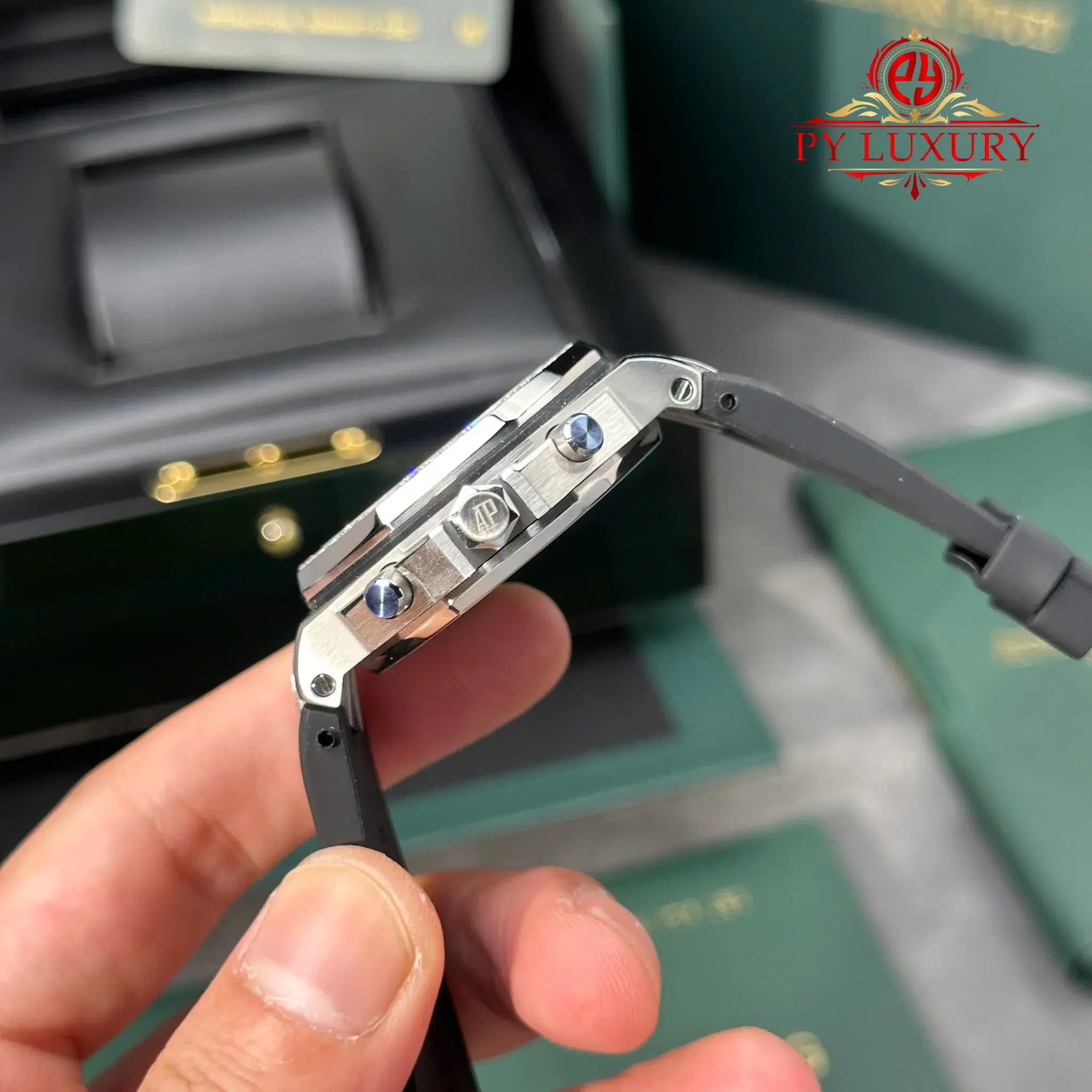 Audemars Piguet Royal Oak Offshore 26231ST Black Dial Diamond Bezel 1:1 Best Replica PPF 37mm - Image 9