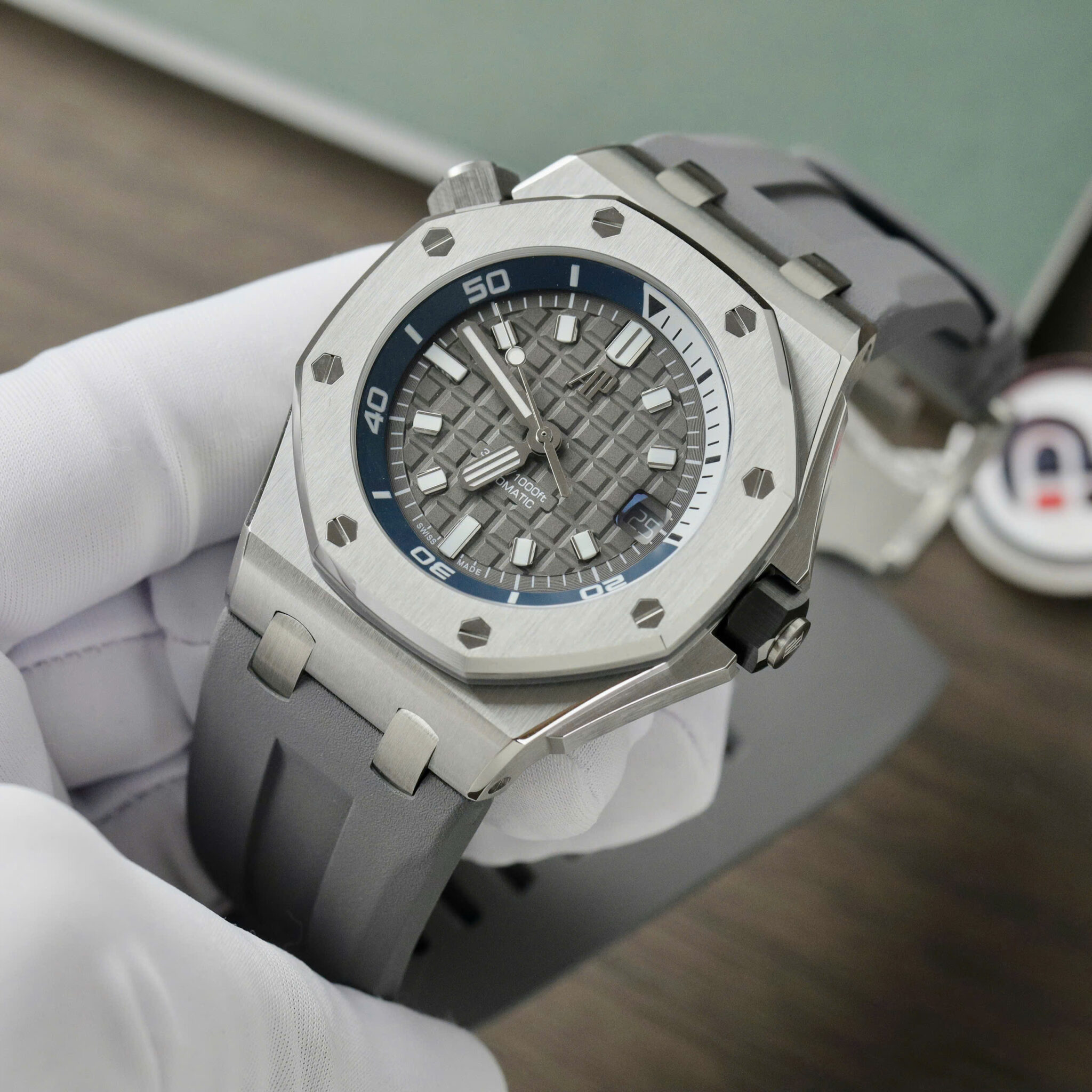 Audemars Piguet Royal Oak Offshore Diver 15720ST Grey Dial Rubber Replica IPF 42mm - Image 3