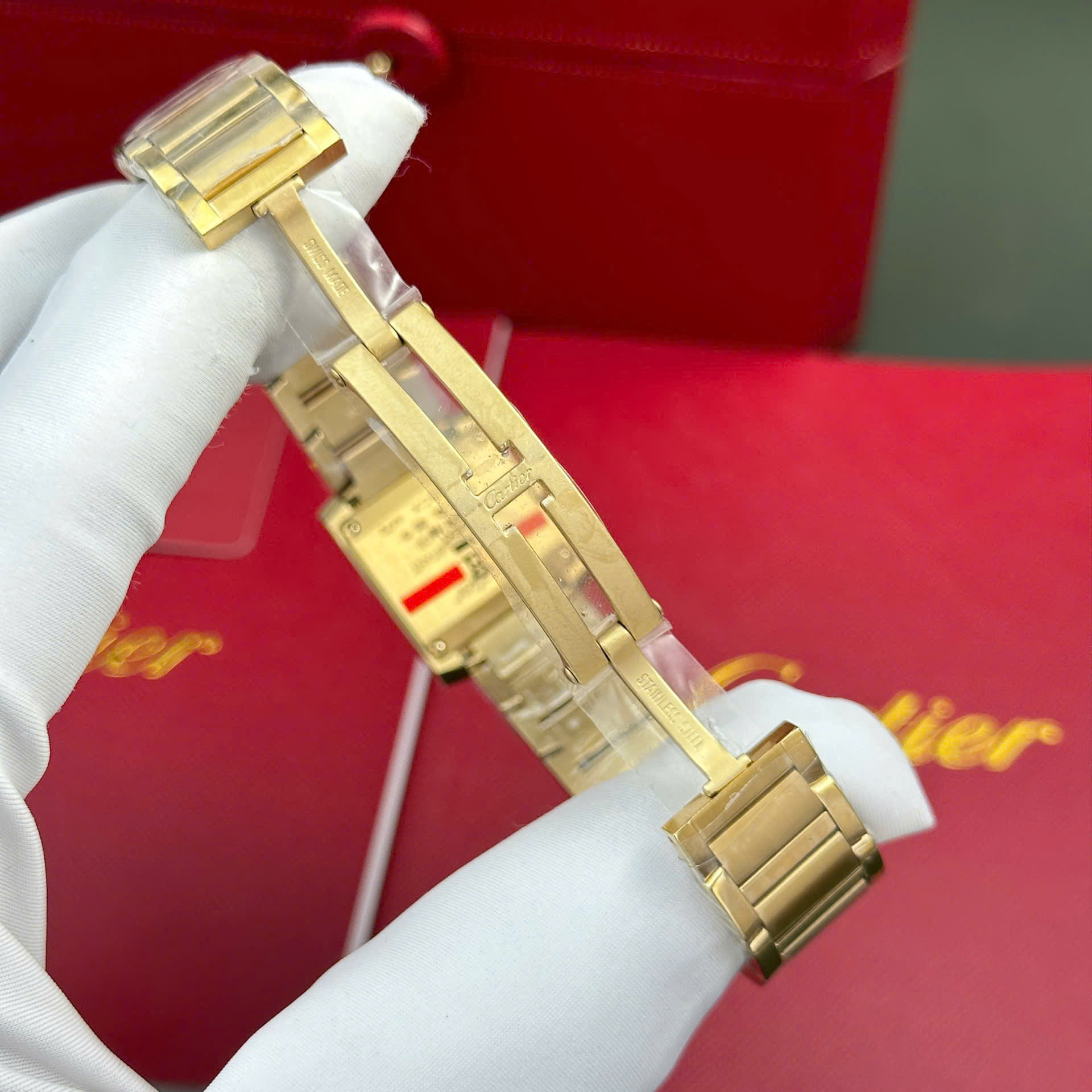 Cartier Tank Francaise WGTA0114 Small Model Ladies Golden Sunray Dial Yellow Gold Replica 25.7 x 21.2mm - Image 8