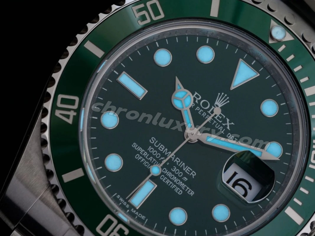 Poor Luminosity on a high-quality replica Rolex Submariner