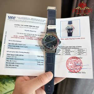 Đồng Hồ Hublot Classic Fusion Titanium Mặt Xanh Navy Độ Viền Đá Ruby & Sapphire Rep 1:1 42mm
