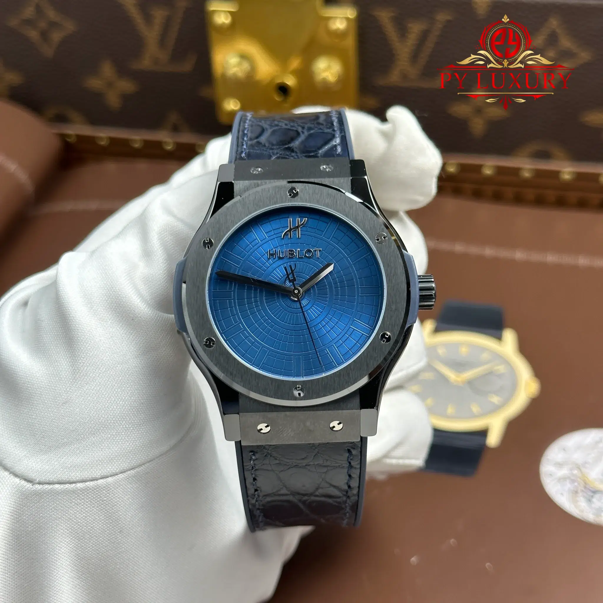 Đồng Hồ Hublot Classic Fusion Special Edition Boutique PISA 1940 Vỏ Gốm Đen Mặt Xanh Dương Replica 1:1 JJZ 42mm - Image 2