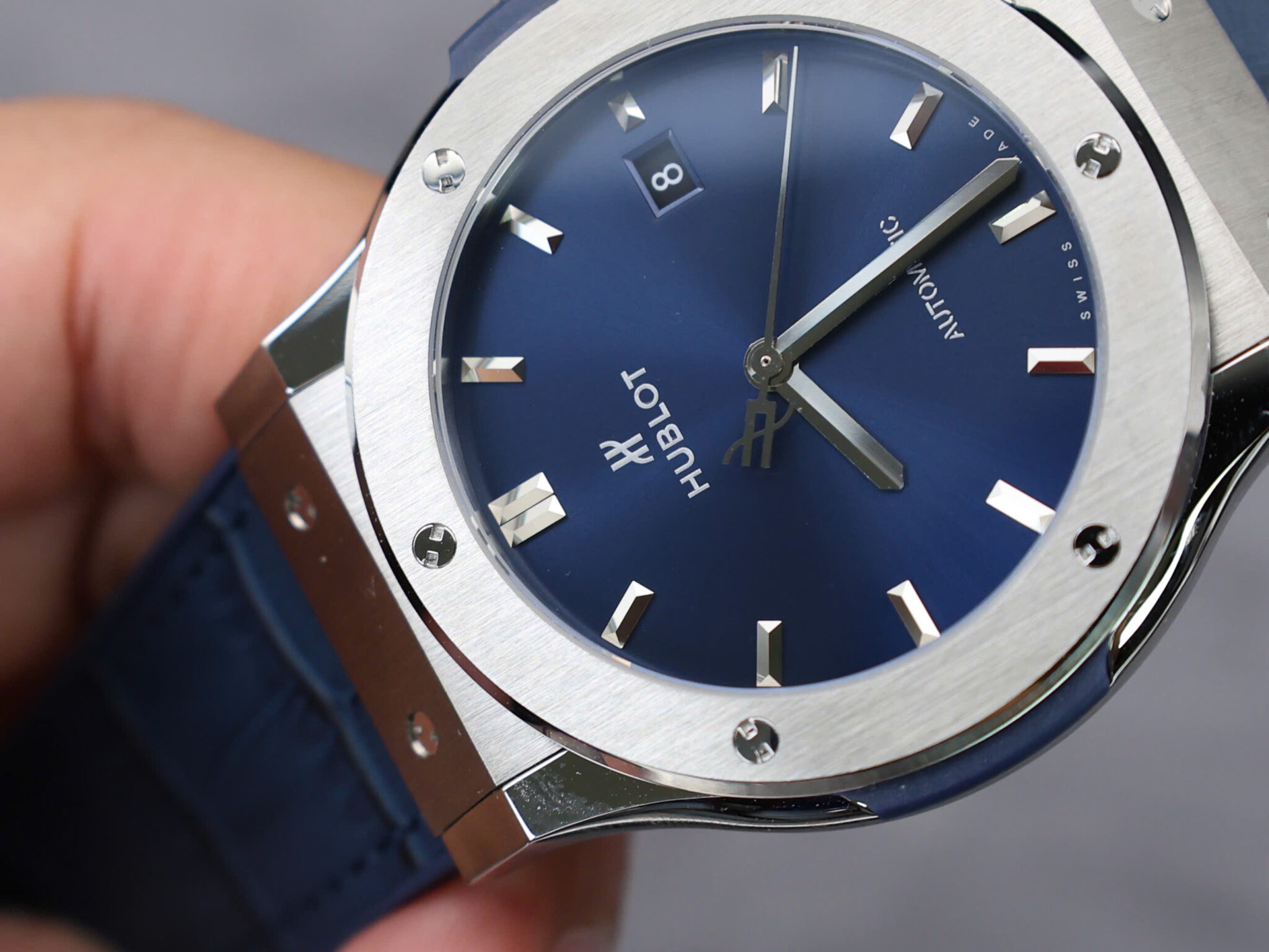 Hublot Classic Fusion Titanium Blue Dial Leather Strap 1:1 Replica 42mm - Image 5