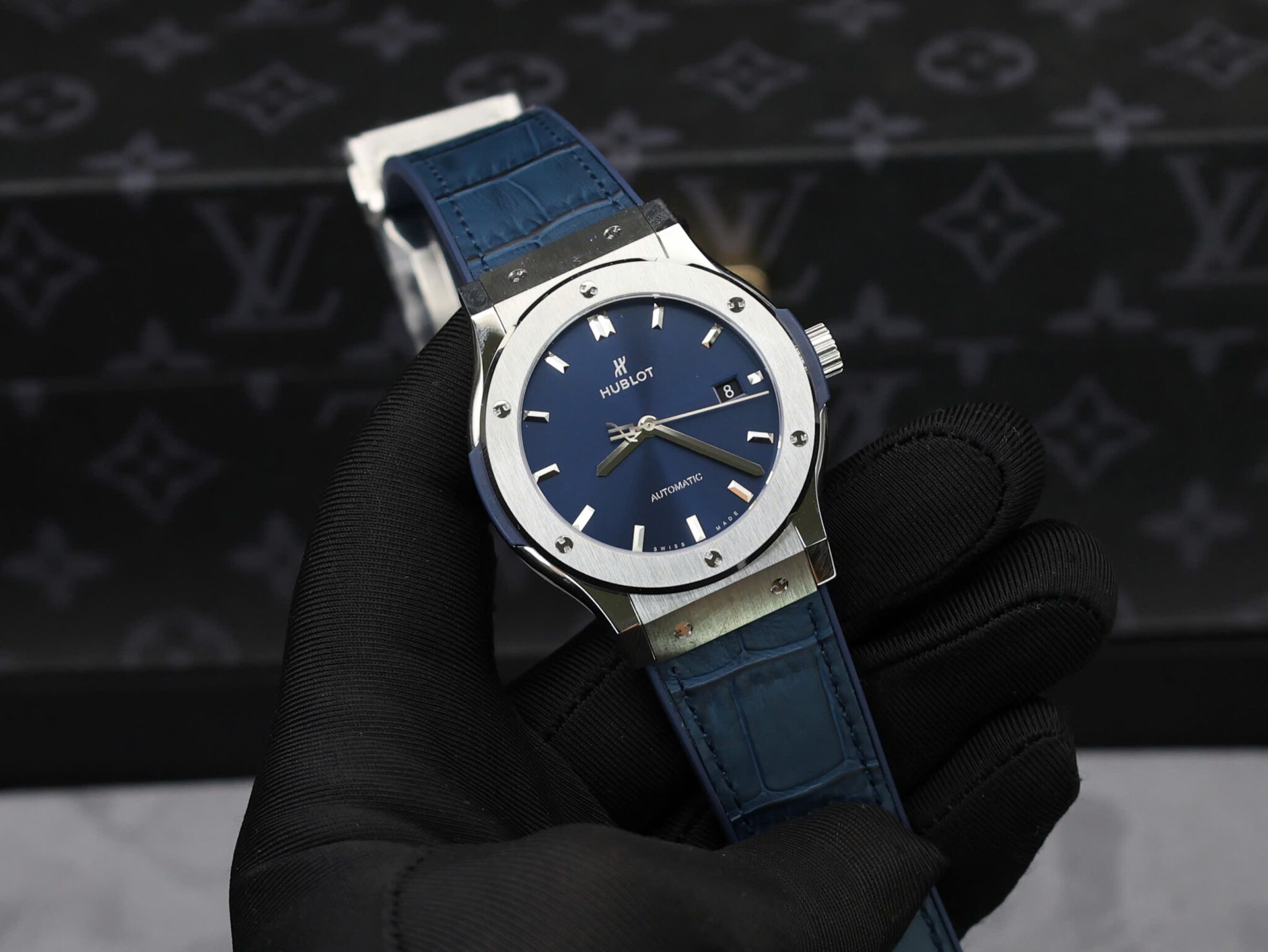Hublot Classic Fusion Titanium Blue Dial Leather Strap 1:1 Replica 42mm - Image 4