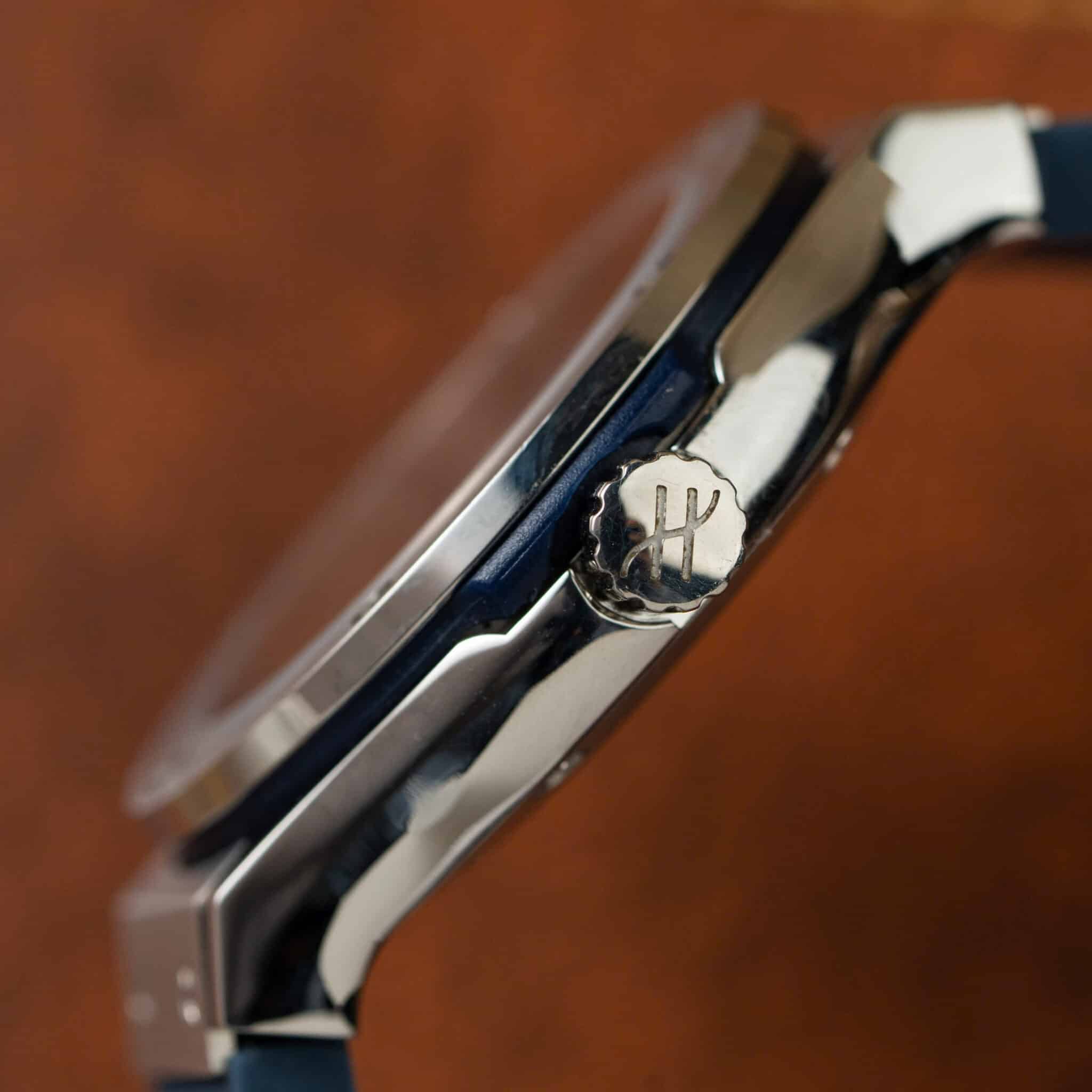 Đồng Hồ Nữ Hublot Classic Fusion Titanium Màu Xám Dây Cao Su Máy Pin Replica 33mm - Image 7