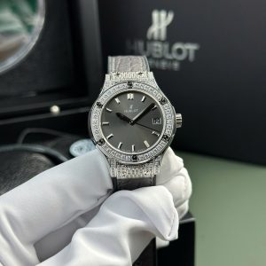 Hublot Classic Fusion Titanium Pavé Grey Dial Leather Strap Ladies Replica 33mm