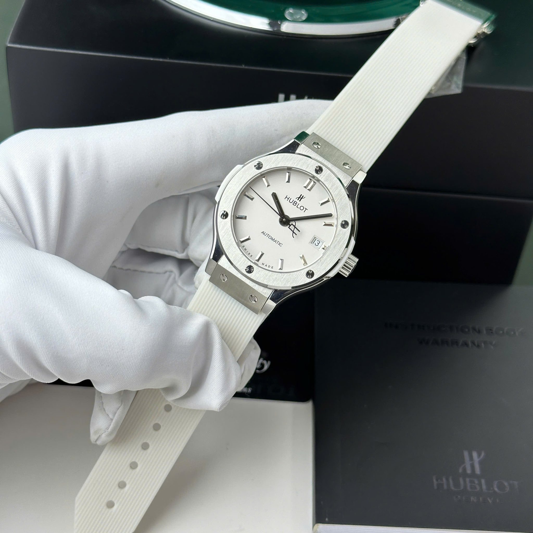 Hublot Classic Fusion Titanium White Dial White Rubber Strap Replica 38mm - Image 2