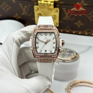 Hublot Spirit of Big Bang King Gold White Pavé Rubber Strap Replica 39mm