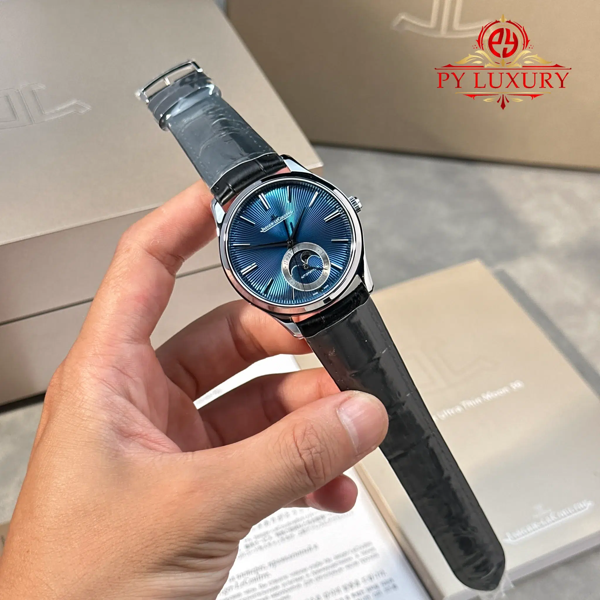Jaeger-LeCoultre Master Ultra Thin Moon Enamel Q13635E1 Blue Dial Leather Strap Best Replica JJF 39mm - Image 2