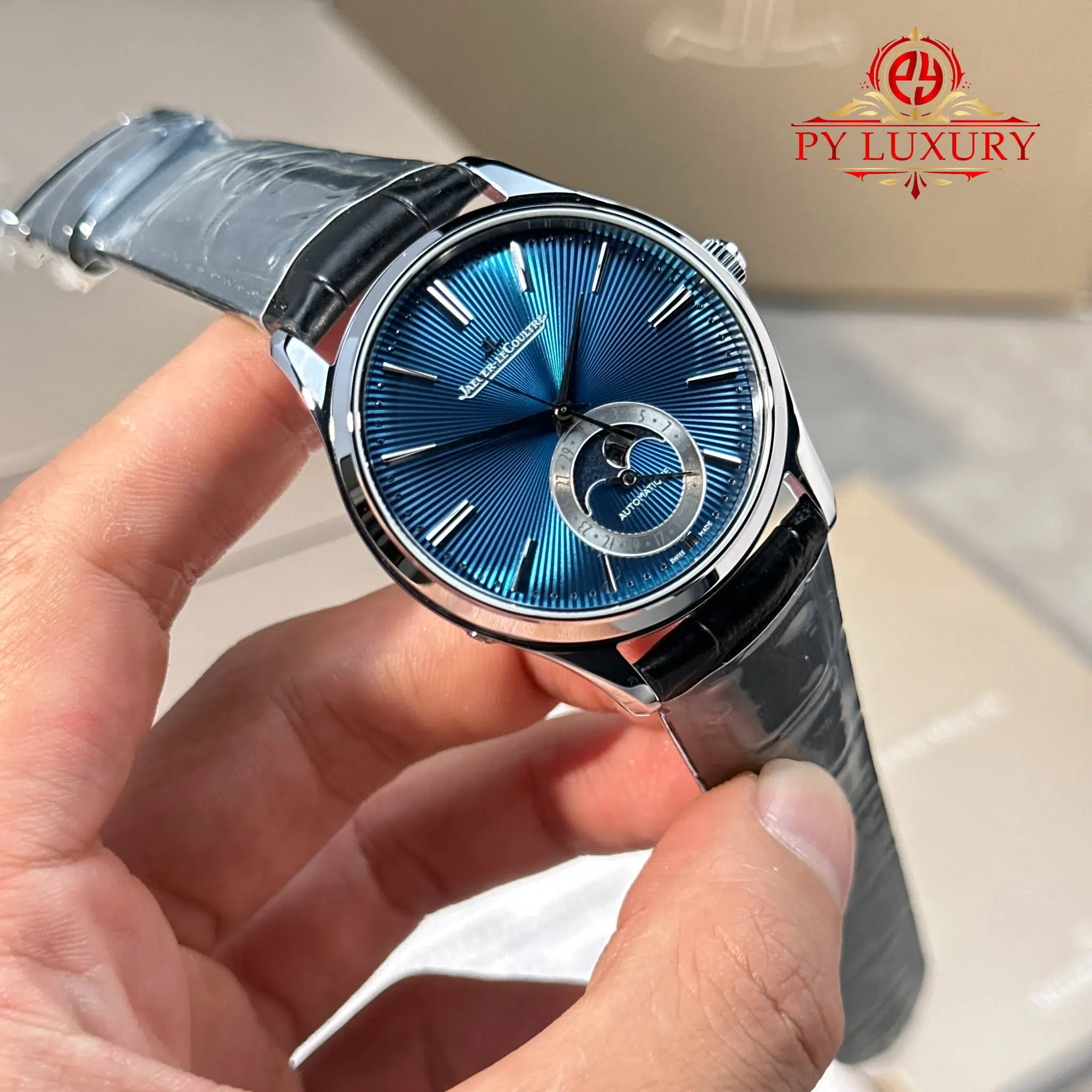 Jaeger-LeCoultre Master Ultra Thin Moon Enamel Q13635E1 Blue Dial Leather Strap Best Replica JJF 39mm - Image 4