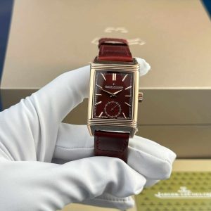Đồng Hồ Jaeger-LeCoultre Reverso Tribute Monoface Small Seconds Q713256J Màu Đỏ Tía Replica MGF 45.6×27.4mm