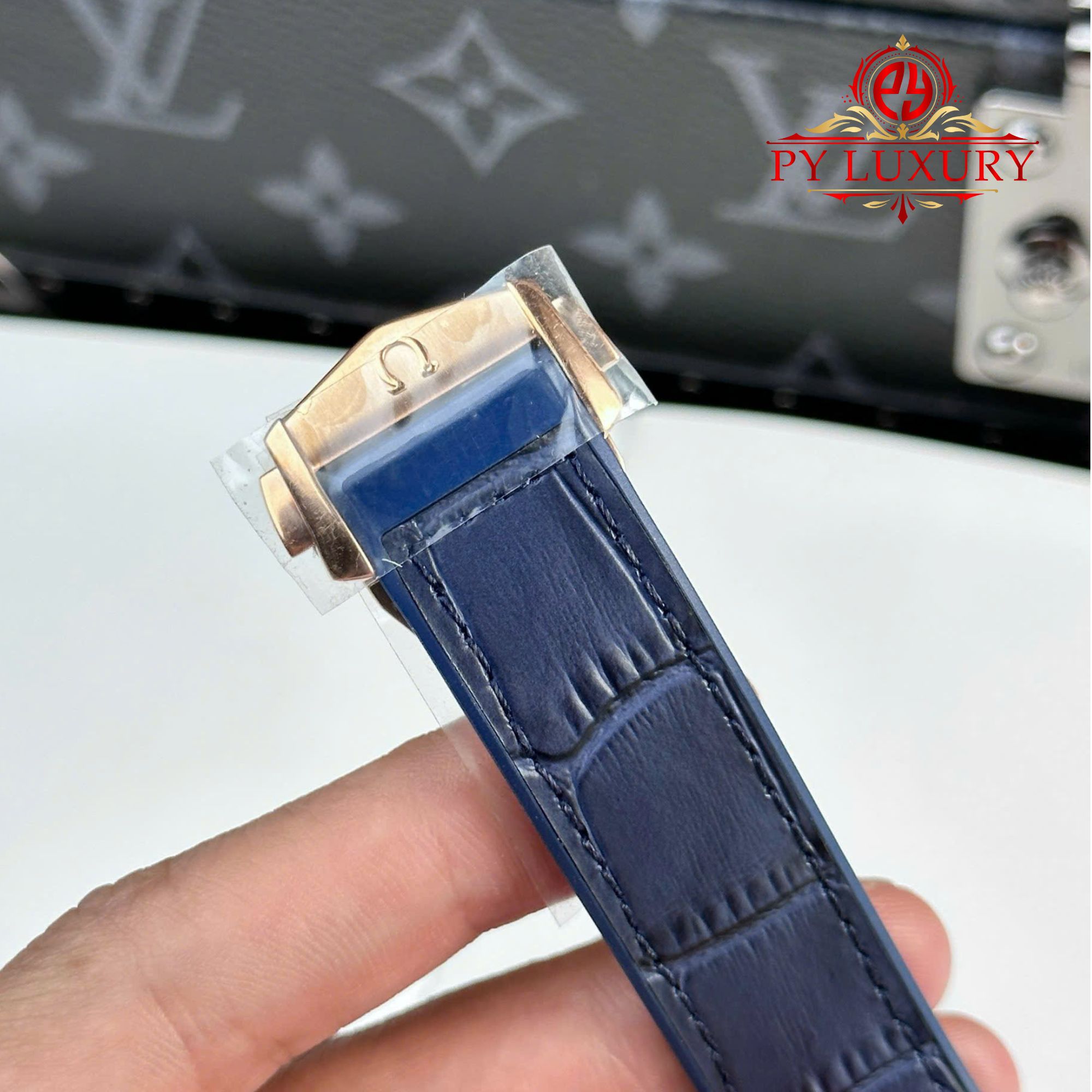 Omega Constellation Rose Gold Blue Dial Blue Ceramic Bezel Leather Strap Best Replica VSF 41mm - Image 10
