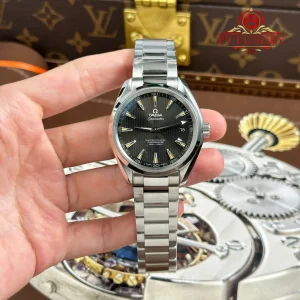 Đồng Hồ Omega Aqua Terra 150m 231.10.42.21.06.001 Mặt Xám Họa Tiết Dọc Replica 1:1 VSF 41.5mm