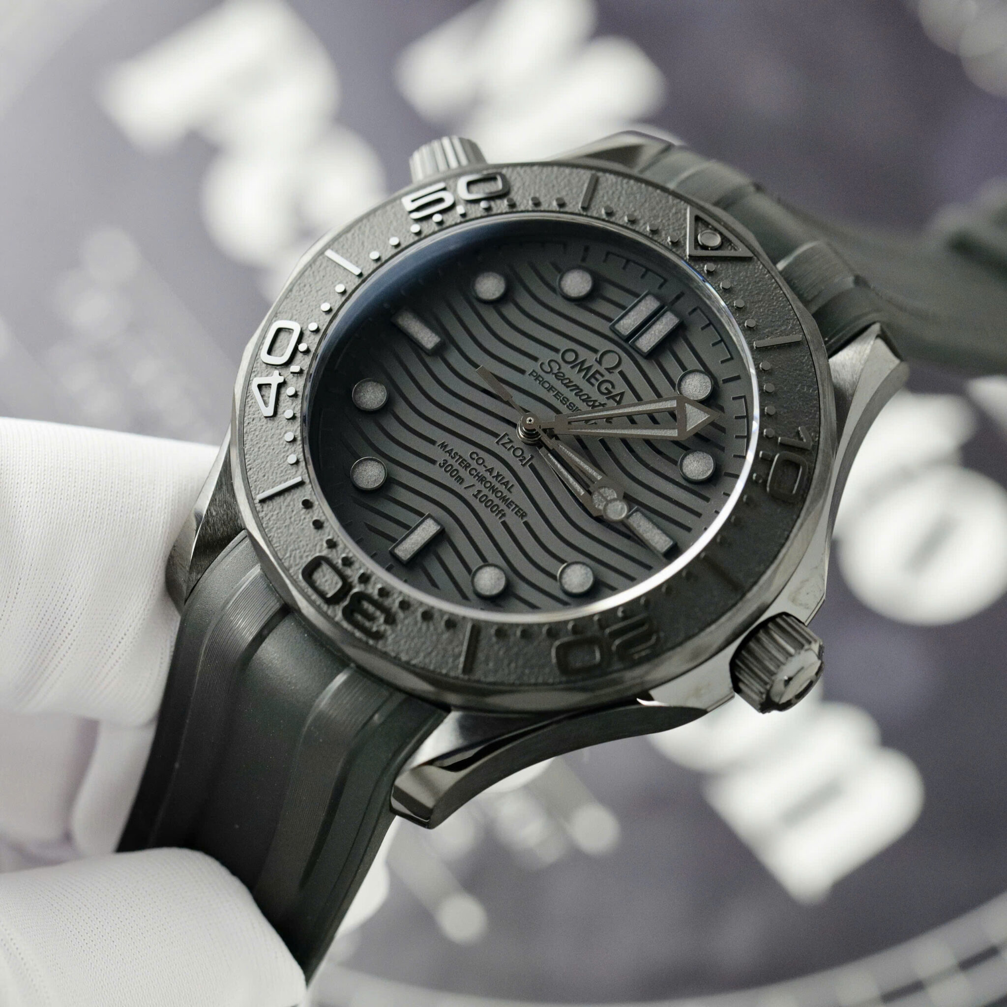 Omega Seamaster Diver 300M Black Black Ceramic Rubber Strap Best Replica VSF 43.5mm - Image 4