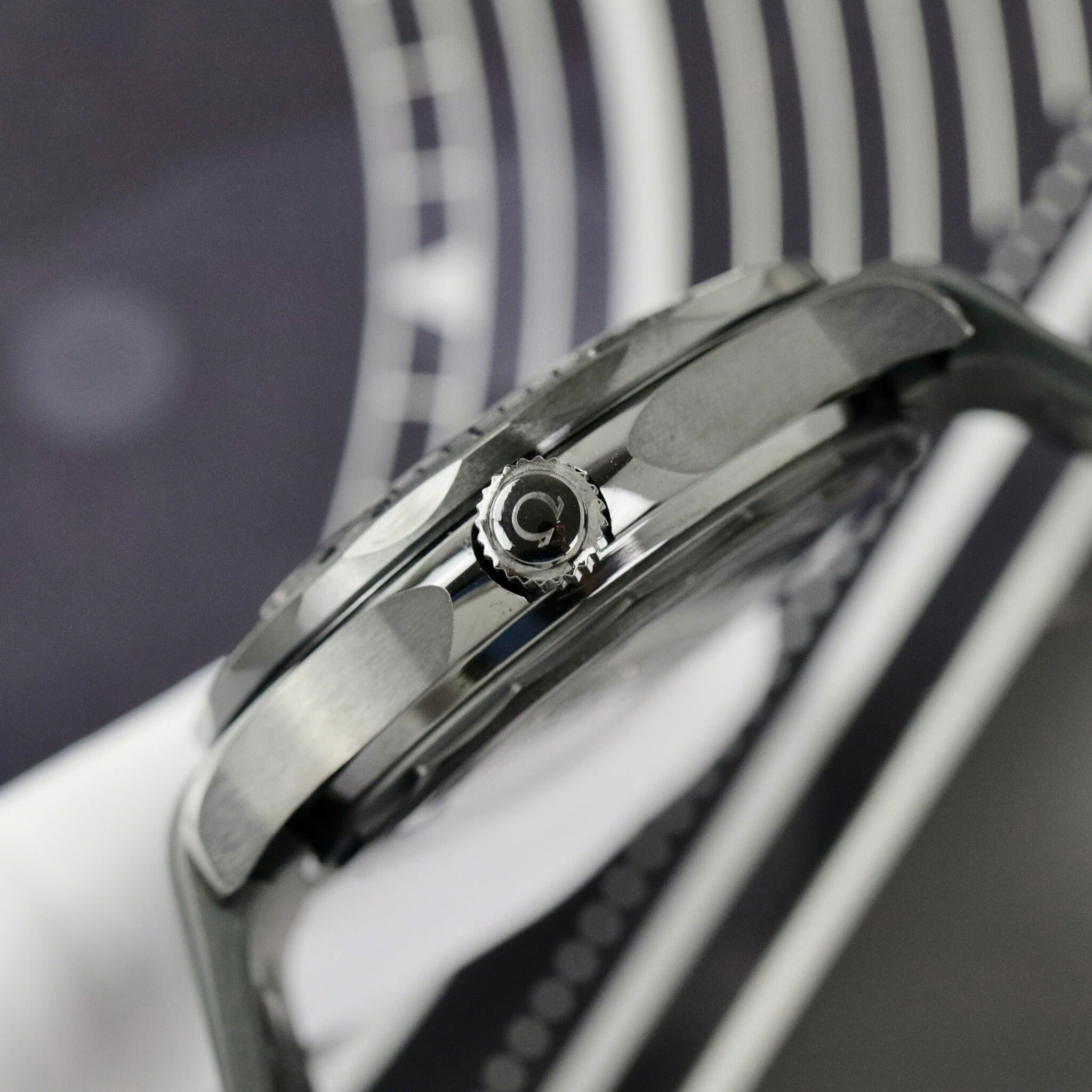 Omega Seamaster Diver 300M Black Black Ceramic Rubber Strap Best Replica VSF 43.5mm - Image 8