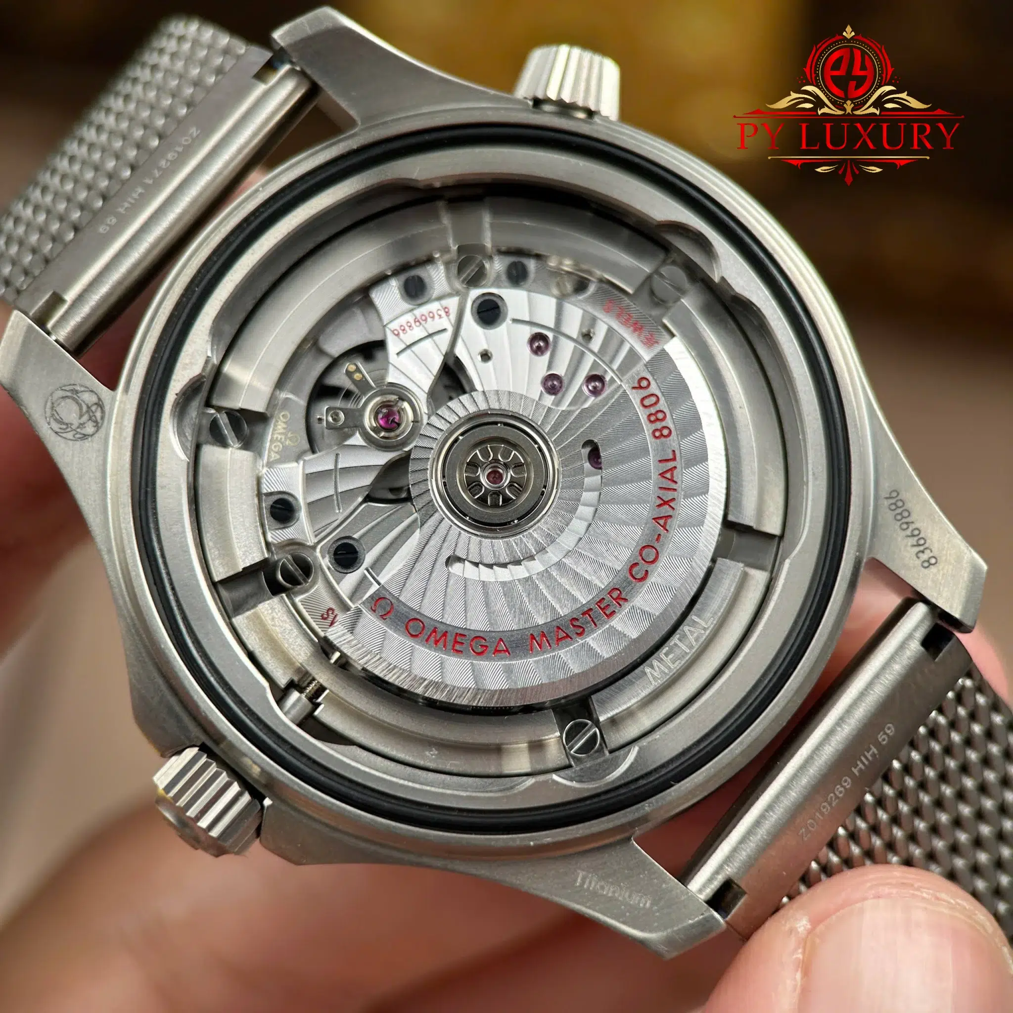 Đồng Hồ Omega Seamaster Diver 300M James Bond 007 Titanium Replica 1:1 VSF 42mm - Image 12
