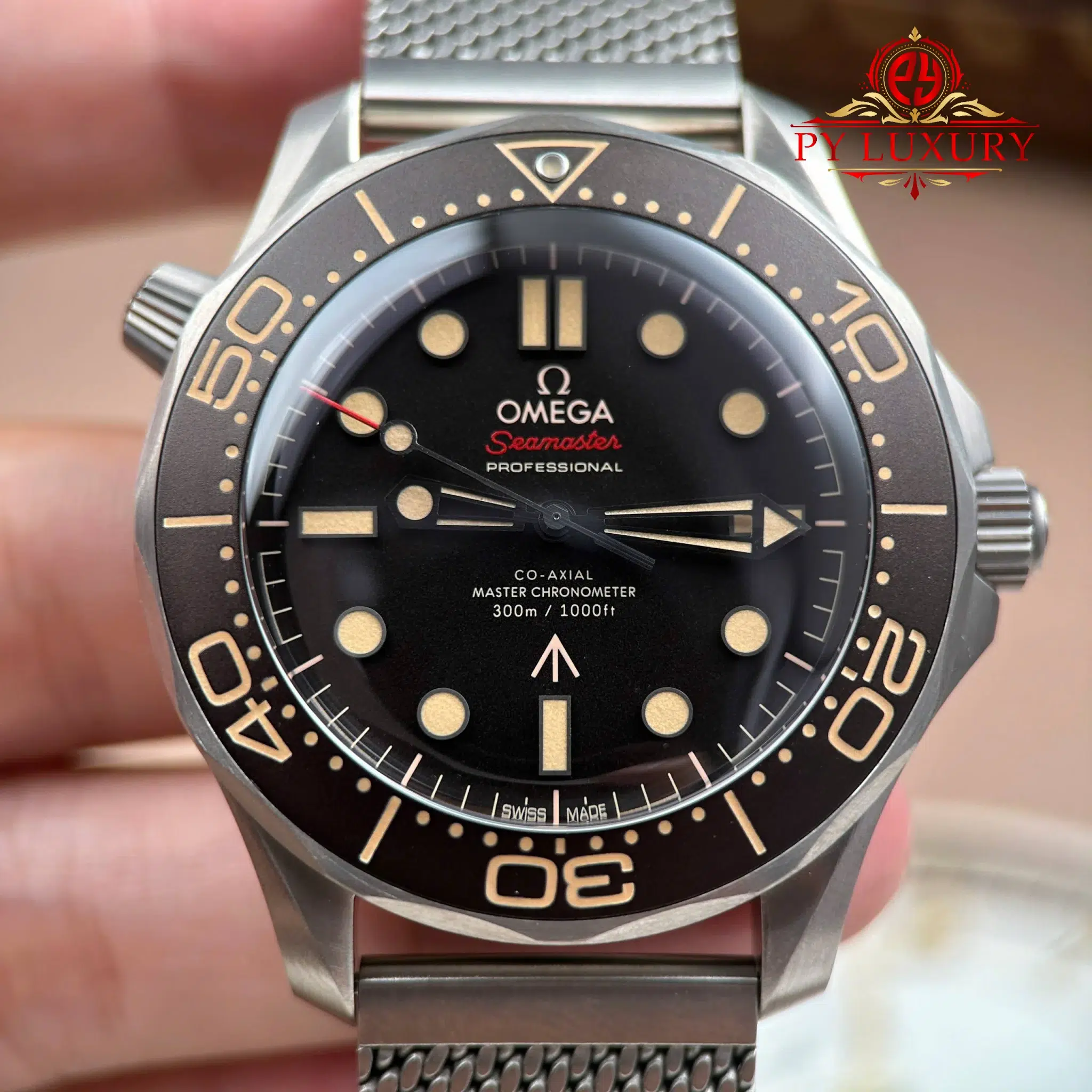 Đồng Hồ Omega Seamaster Diver 300M James Bond 007 Titanium Replica 1:1 VSF 42mm - Image 6