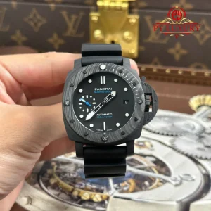 Panerai Submersible Carbotech™ PAM2231 Black Dial Rubber Band 1:1 Best Replica VSF 42mm