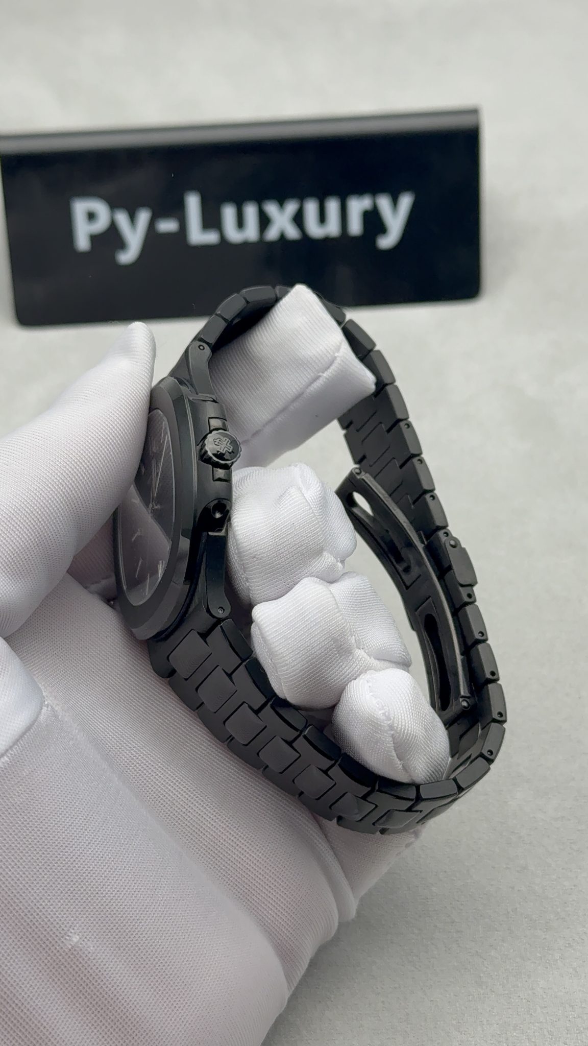Patek Philippe Nautilus 5711 Black Venom DLC-PVD Limited Edition Custom 1:1 ACE Movement 40mm - Image 9