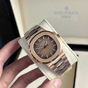Đồng Hồ Patek Philippe Nautilus 5711/1R-001 Mặt Nâu Replica 1:1 Cao Nhất 40mm