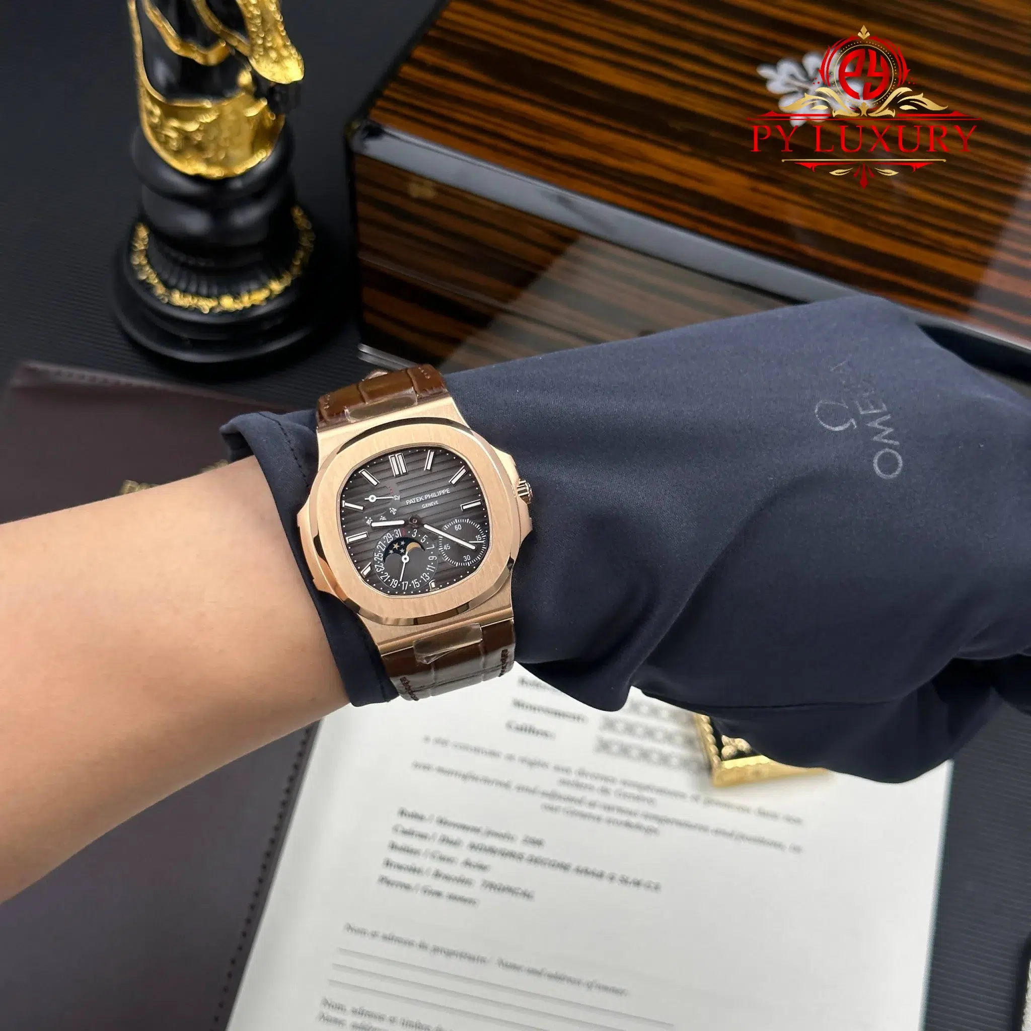 Patek Philippe Nautilus 5712R Rose Gold Grey Dial Leather Strap Best Replica PPF V3 40mm - Image 5