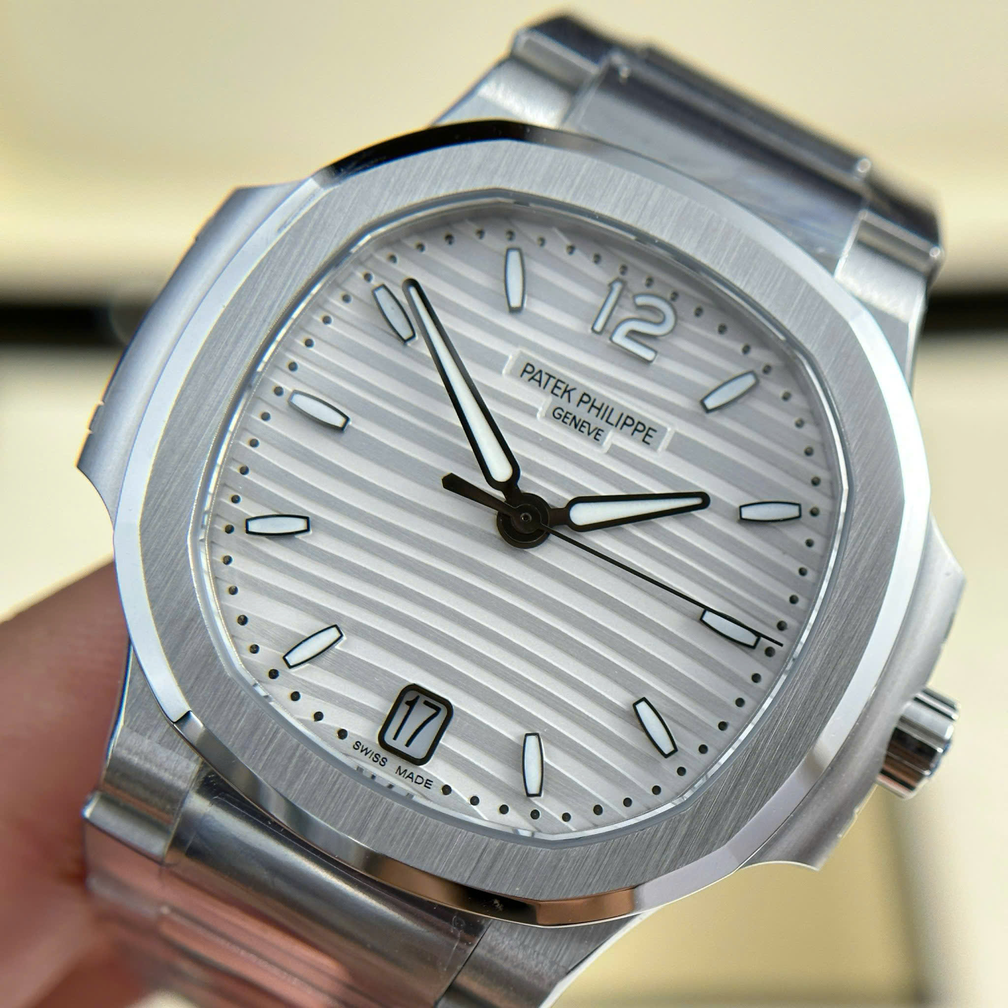 Patek Philippe Nautilus 7118/1A-010 Steel White Dial Best Clone 3KF 35.2mm - Image 5