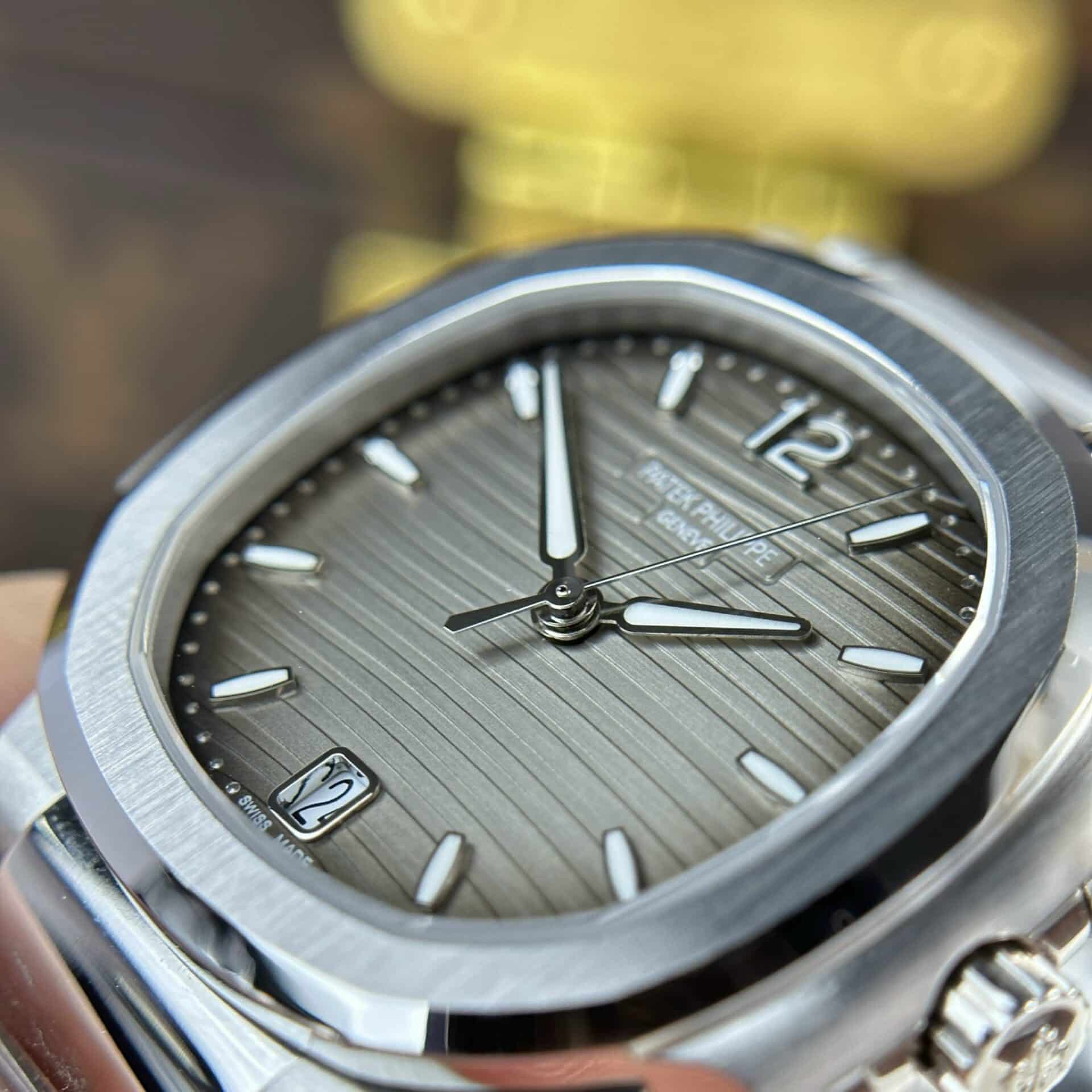 Patek Philippe Nautilus 7118/1A-011 Grey Dial Best Replica 35.2mm - Image 6
