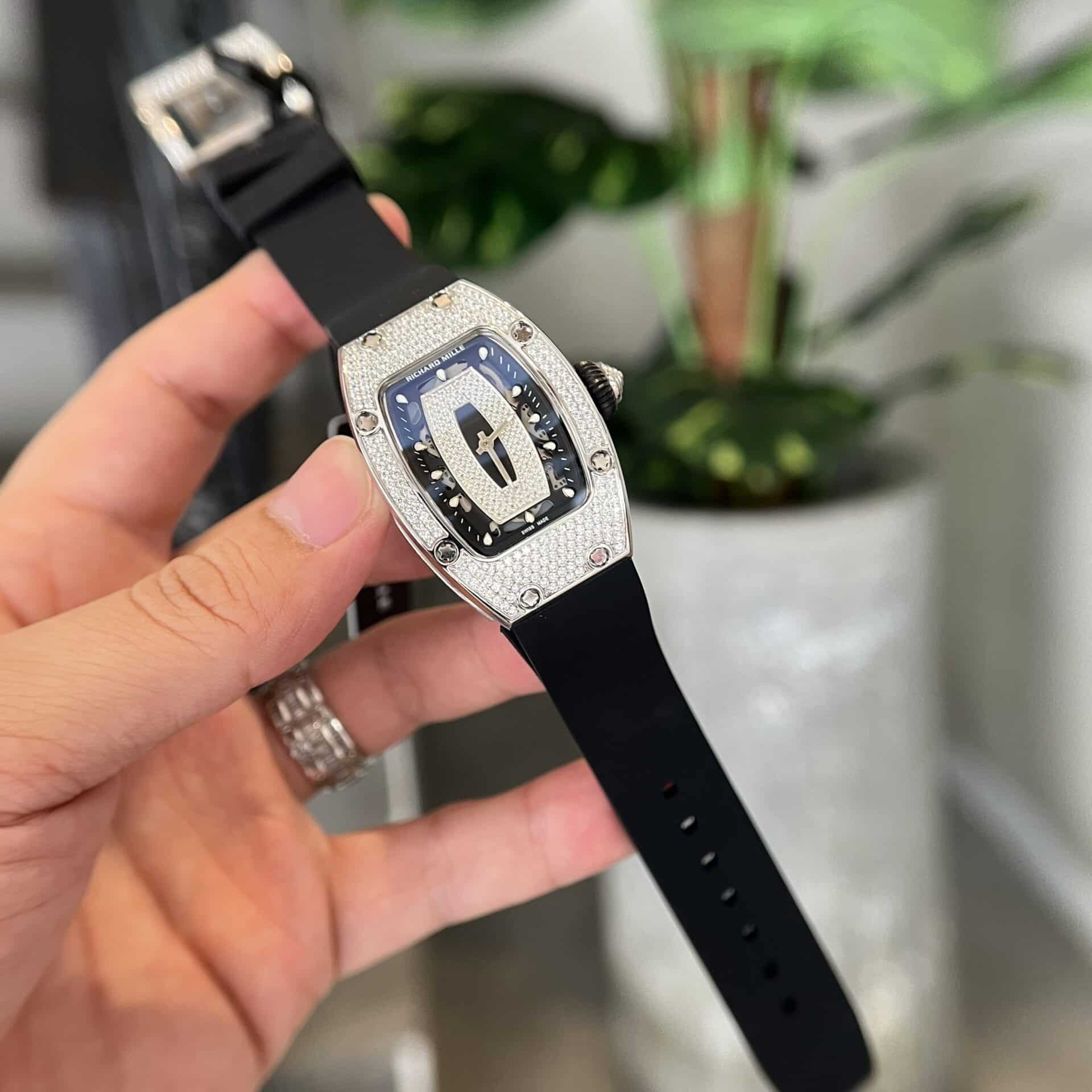 Đồng Hồ Richard Mille RM07-01 Black Lip Đính Full Đá Replica 45.32 x 32.3mm - Image 4