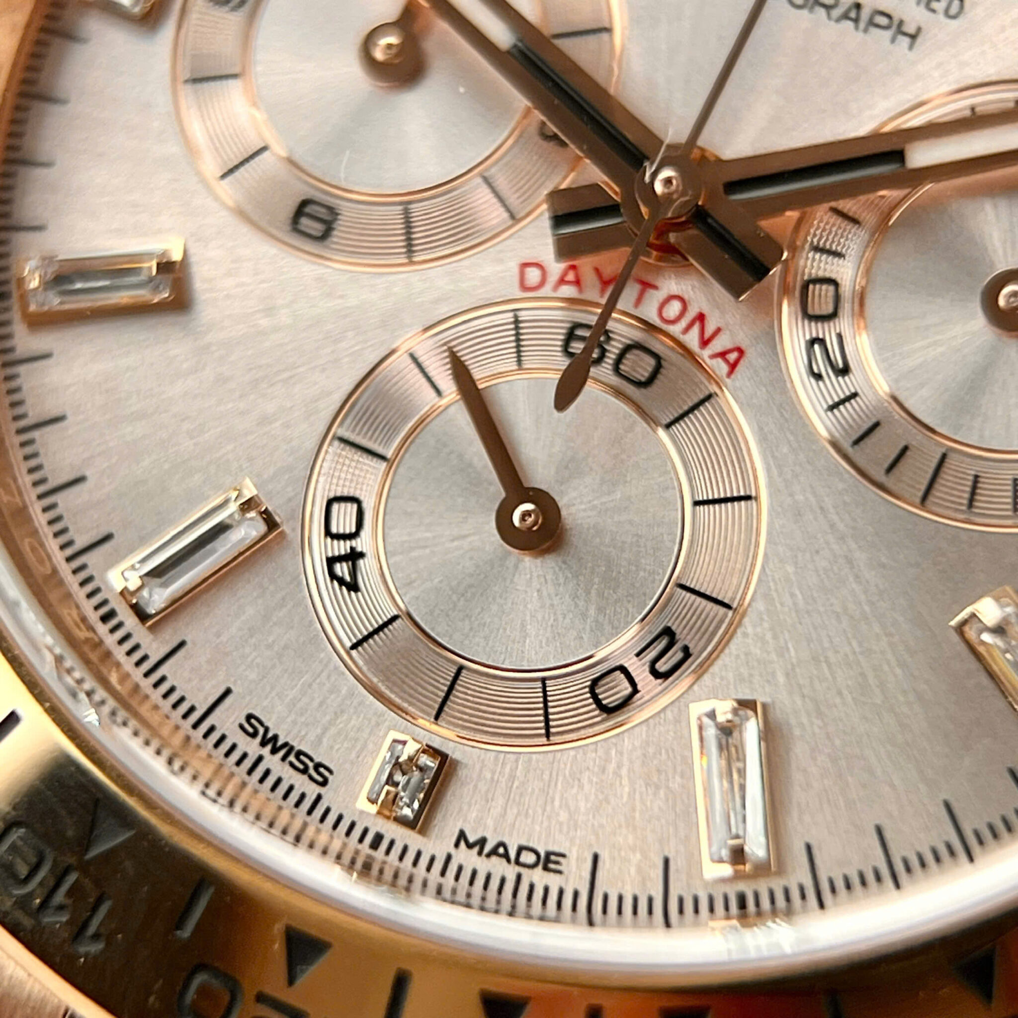 Đồng hồ Rolex Daytona 116505-0017 Vàng Hồng Mặt Cá Hồi Cọc Số Đính Đá Replica Clean 40mm - Image 6