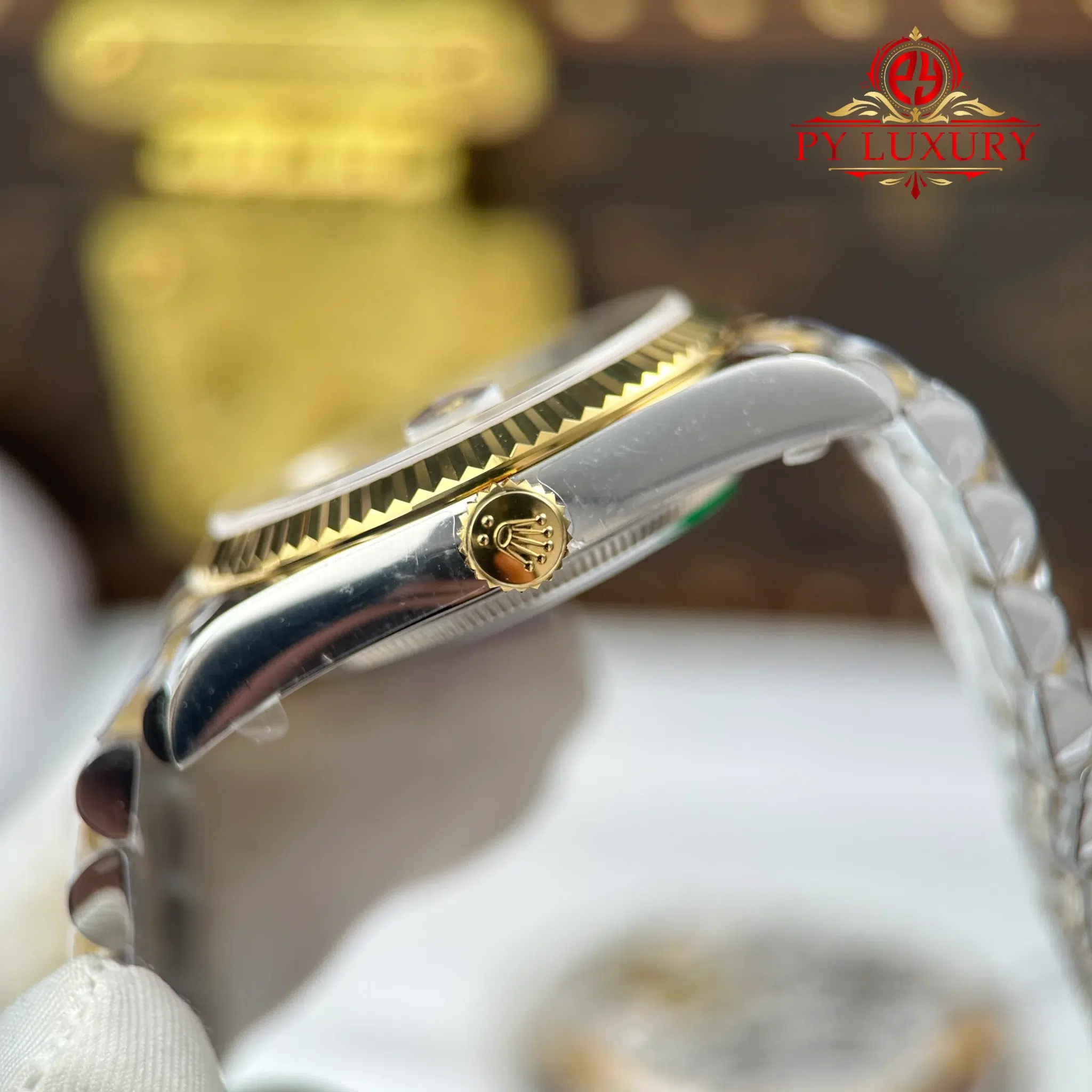 Rolex Datejust 126233-0023 Steel & Yellow Gold White Mother of Pearl Diamond Dial Jubilee Bracelet Best Replica 36mm - Image 9