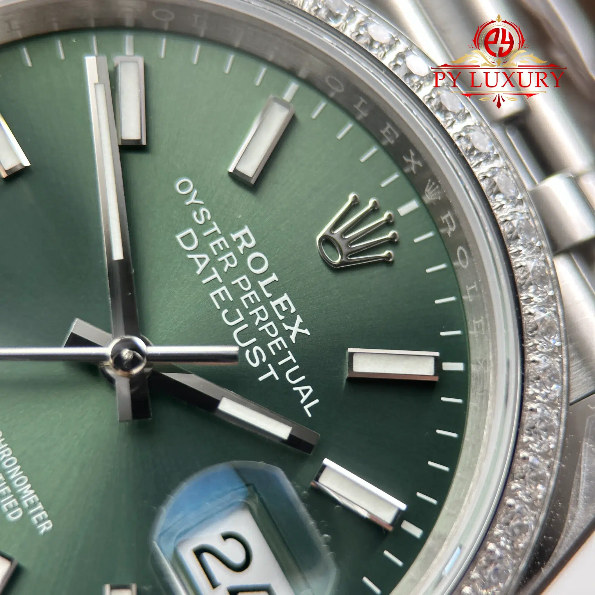 Rolex Datejust 126284RBR-0043 Mint Green Dial Diamond Bezel Jubilee Bracelet 1:1 Best Replica 36mm - Image 6