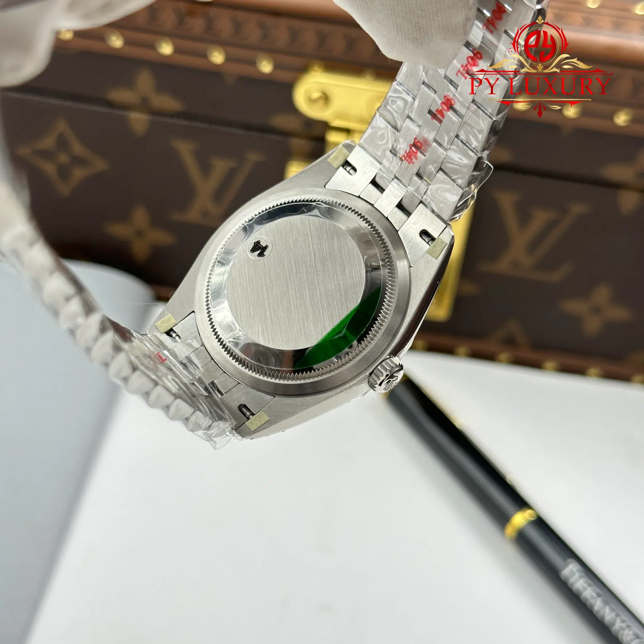 Rolex Datejust 126284RBR-0043 Mint Green Dial Diamond Bezel Jubilee Bracelet 1:1 Best Replica 36mm - Image 9