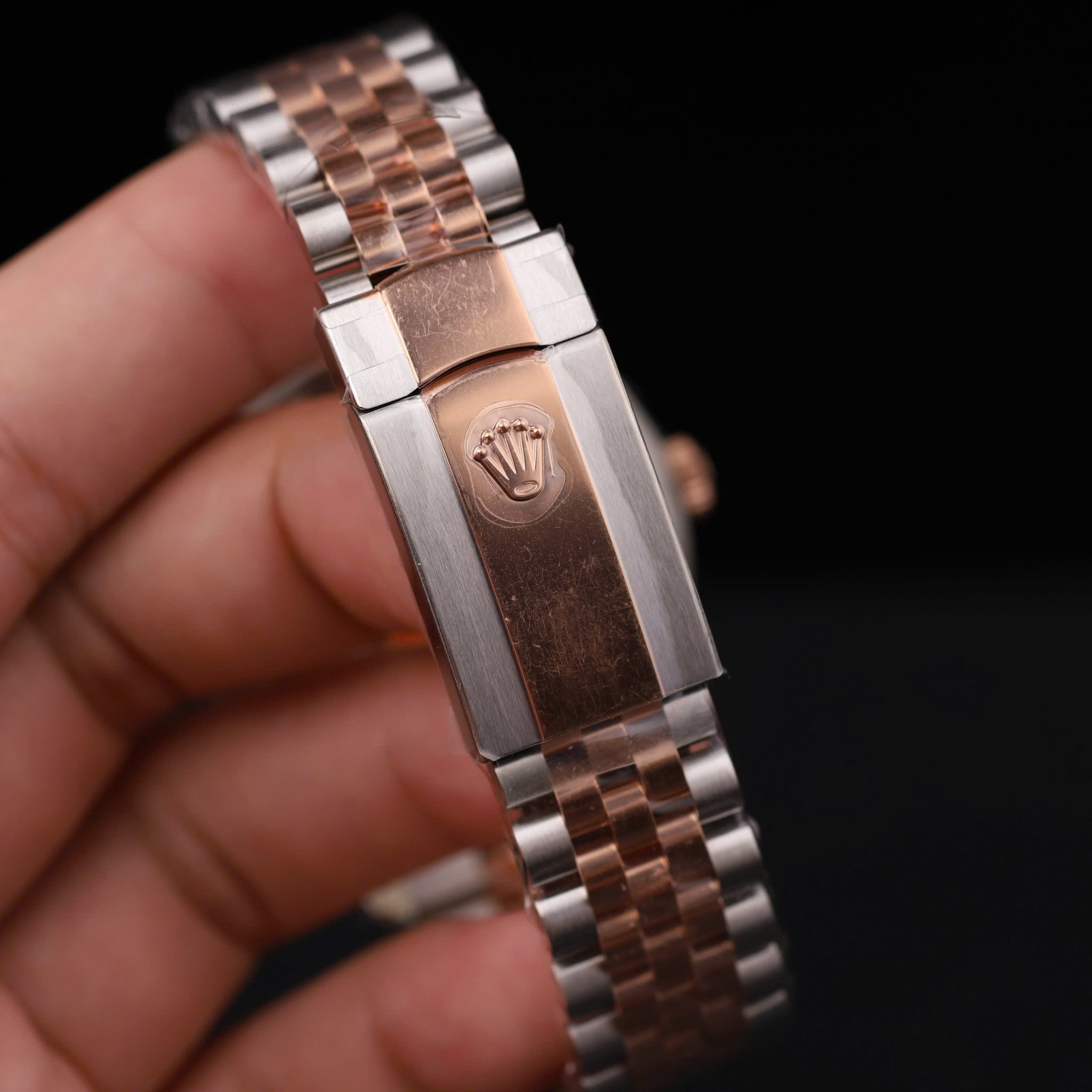 Đồng Hồ Rolex Datejust 126331-0014 Demi Vàng Hồng Độ Mặt Xà Cừ Tự Nhiên Cọc Số Moissanite Dây Jubilee Super Fake 41mm - Image 9