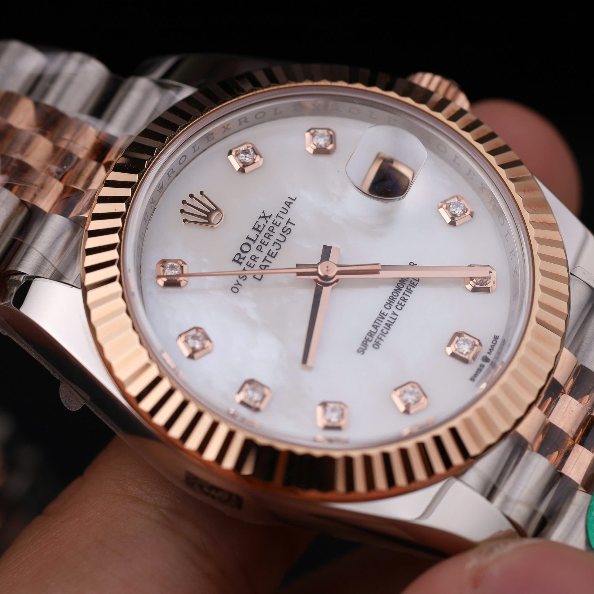 Đồng Hồ Rolex Datejust 126331-0014 Demi Vàng Hồng Độ Mặt Xà Cừ Tự Nhiên Cọc Số Moissanite Dây Jubilee Super Fake 41mm - Image 6