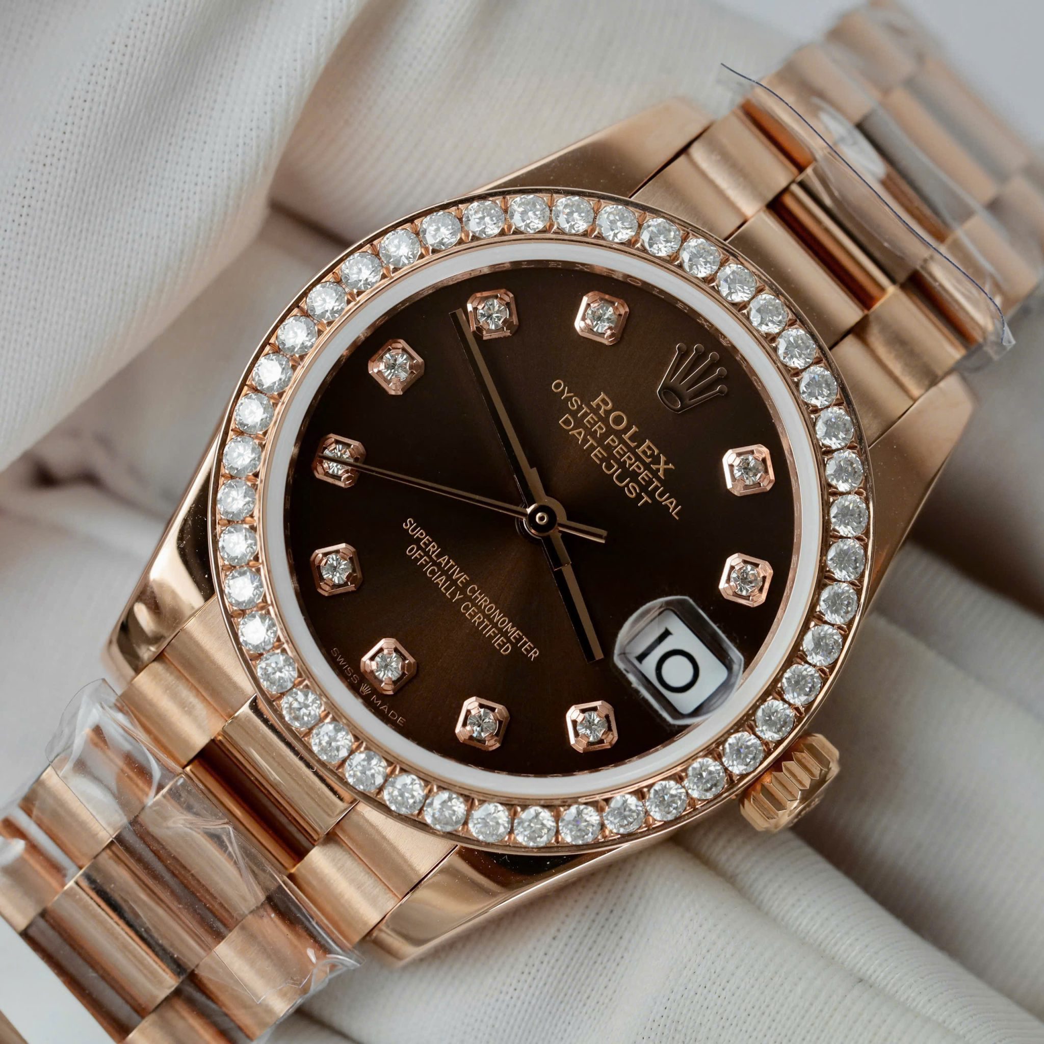 Đồng Hồ Rolex Datejust 278285RBR Mặt Chocolate Bọc Vàng 18K Viền Đá Moissanite 31mm - Image 5