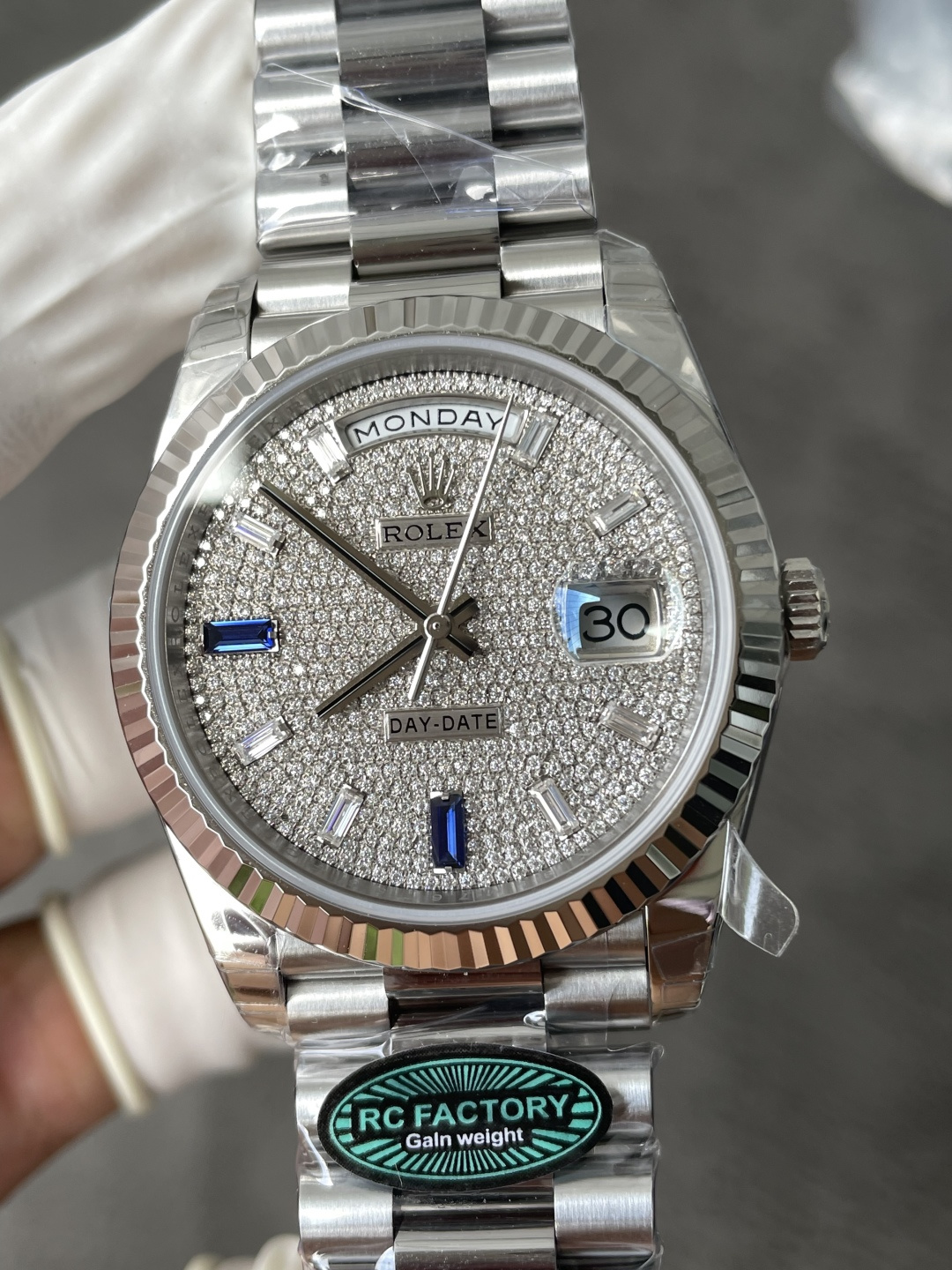 Rolex Day-Date 228236-0009 Custom Moissanite Dial 1:1 Best Replica Super Clone Gained Weight 210g RCF 40mm - Image 7
