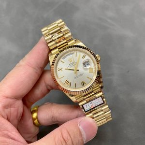 Đồng Hồ Rolex Day-Date 228238-0002 Vàng Gold Mặt Số Màu Bạc 184g Rep 1:1 Cao Nhất 40mm