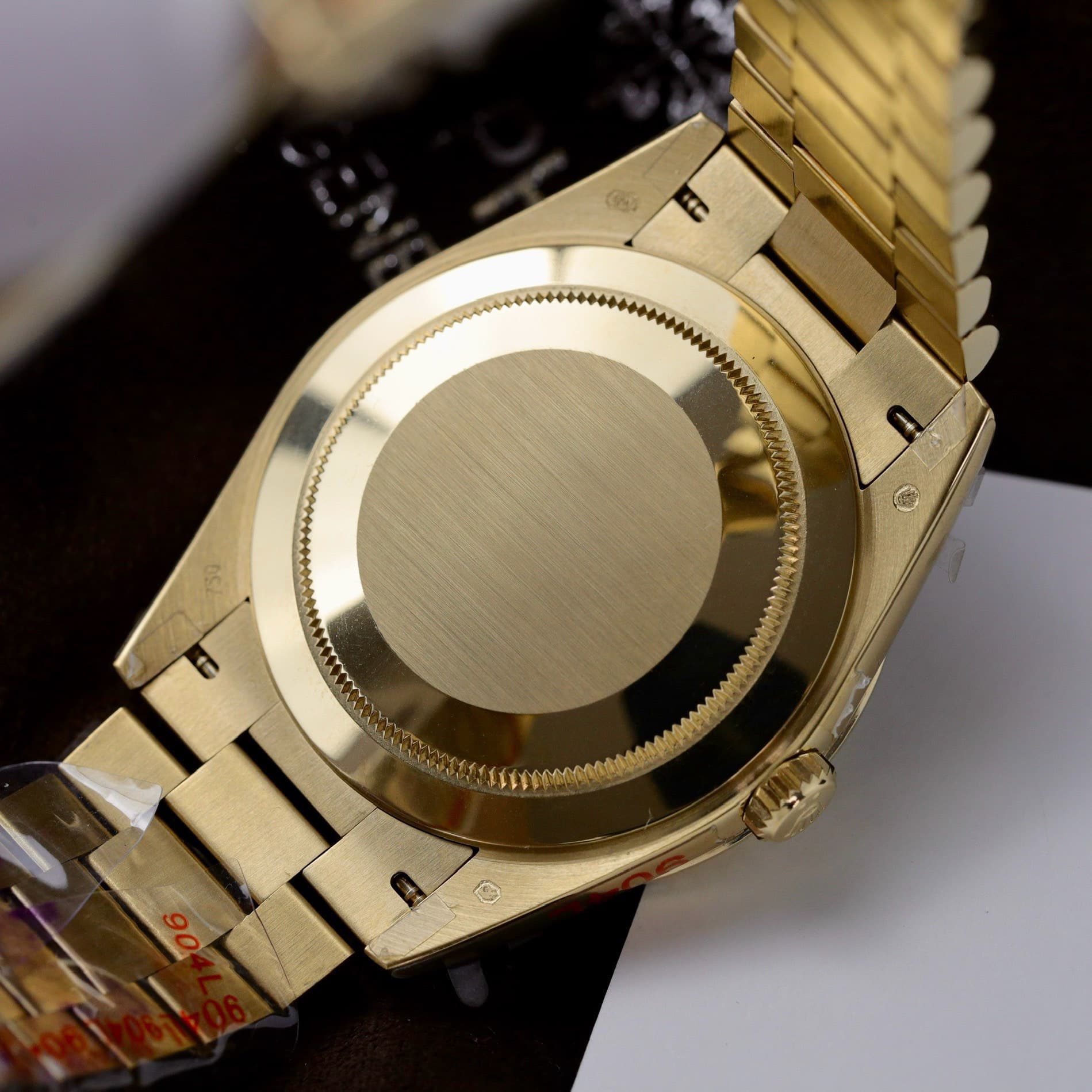 Rolex Day-Date 40 Yellow Gold Champagne Diamond Dial Replica V3 GMF 40mm - Image 8