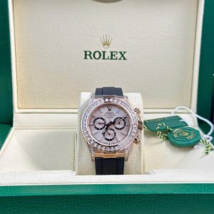Đồng hồ Rolex Daytona 126535TBR-0002 Mặt Số Hồng Sundust Chế Tác Đá CZ Dây Cao Su Replica 1:1 40mm
