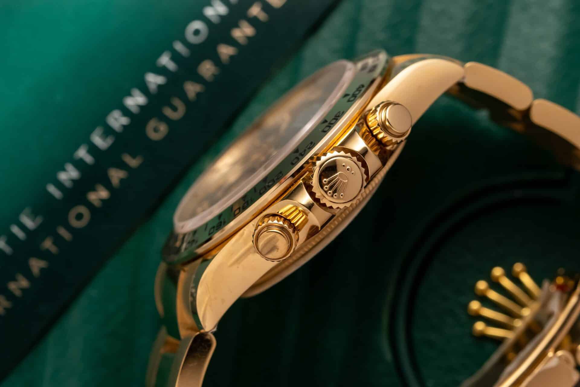 Đồng hồ Rolex Daytona Vàng Vàng Mặt Số Xà Cừ Tím Replica 40mm - Image 5