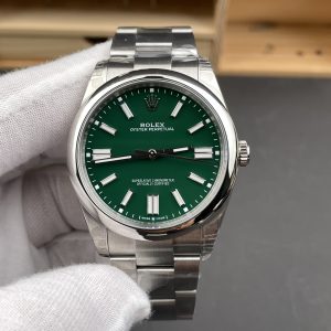 Rolex Oyster Perpetual 41 124300-0005 Green Dial Best Replica VS Factory