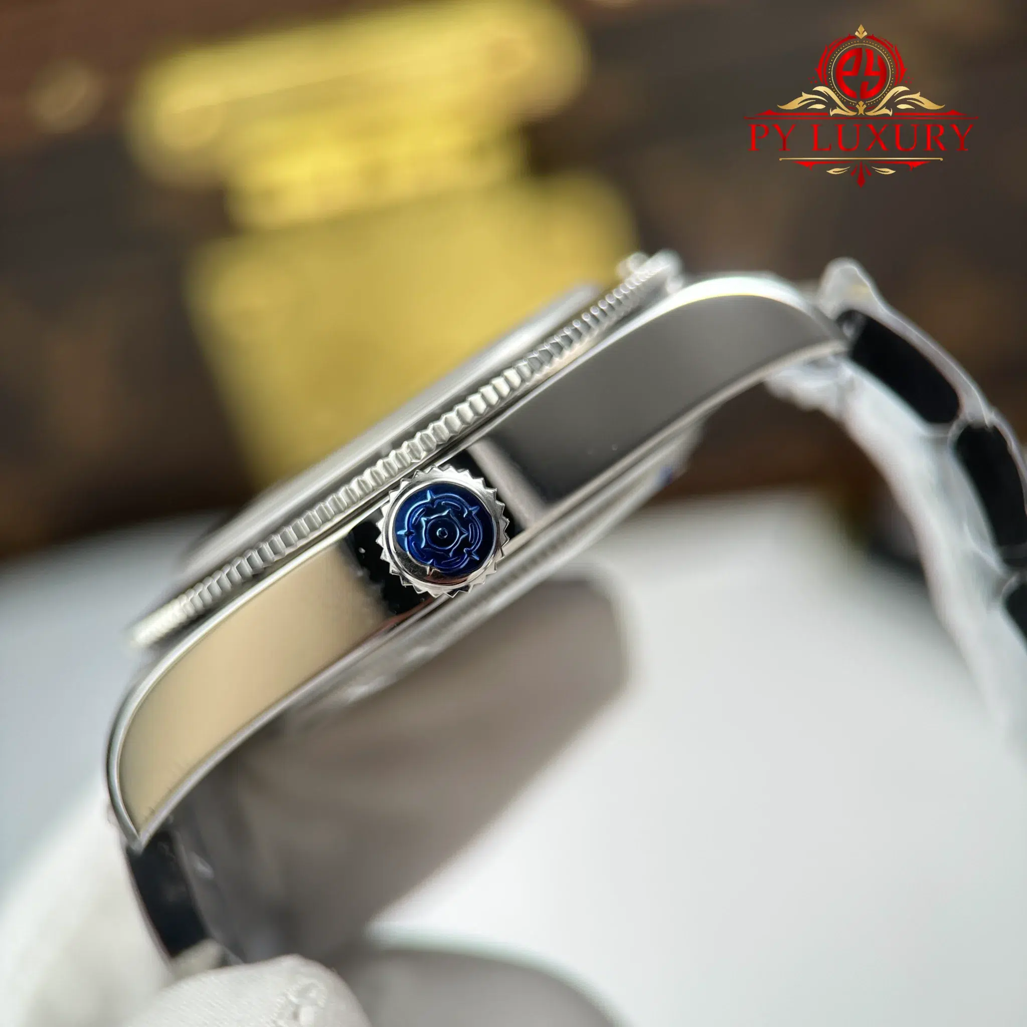 Tudor Black Bay 68 M7943A1A0NU-0001 Blue Dial Black Bezel Best Replica ZF 43mm - Image 9
