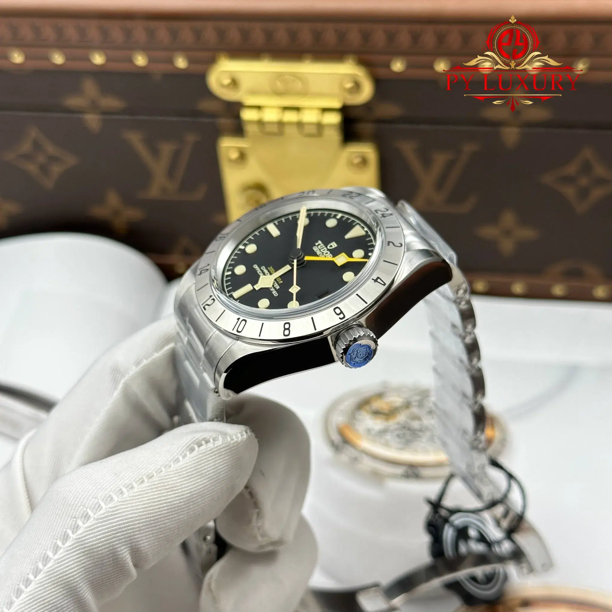 Đồng Hồ Tudor Black Bay Pro 79470-0001 Mặt Số Đen Replica 1:1 Nhà Máy ZF 39mm - Image 4