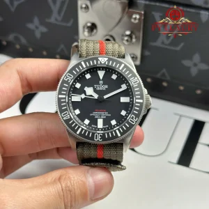 Đồng Hồ Tudor Pelagos FXD M25717N-0001 Titanium Mặt Đen Dây Vải Xanh Replica 1:1 M+ Factory 42mm