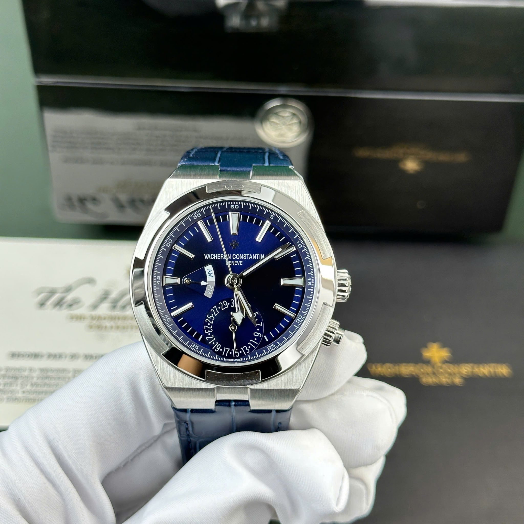 Vacheron Constantin Overseas Dual Time 7900V/110A-B334 Blue Dial Leather Strap Swiss Replica PZF 41mm